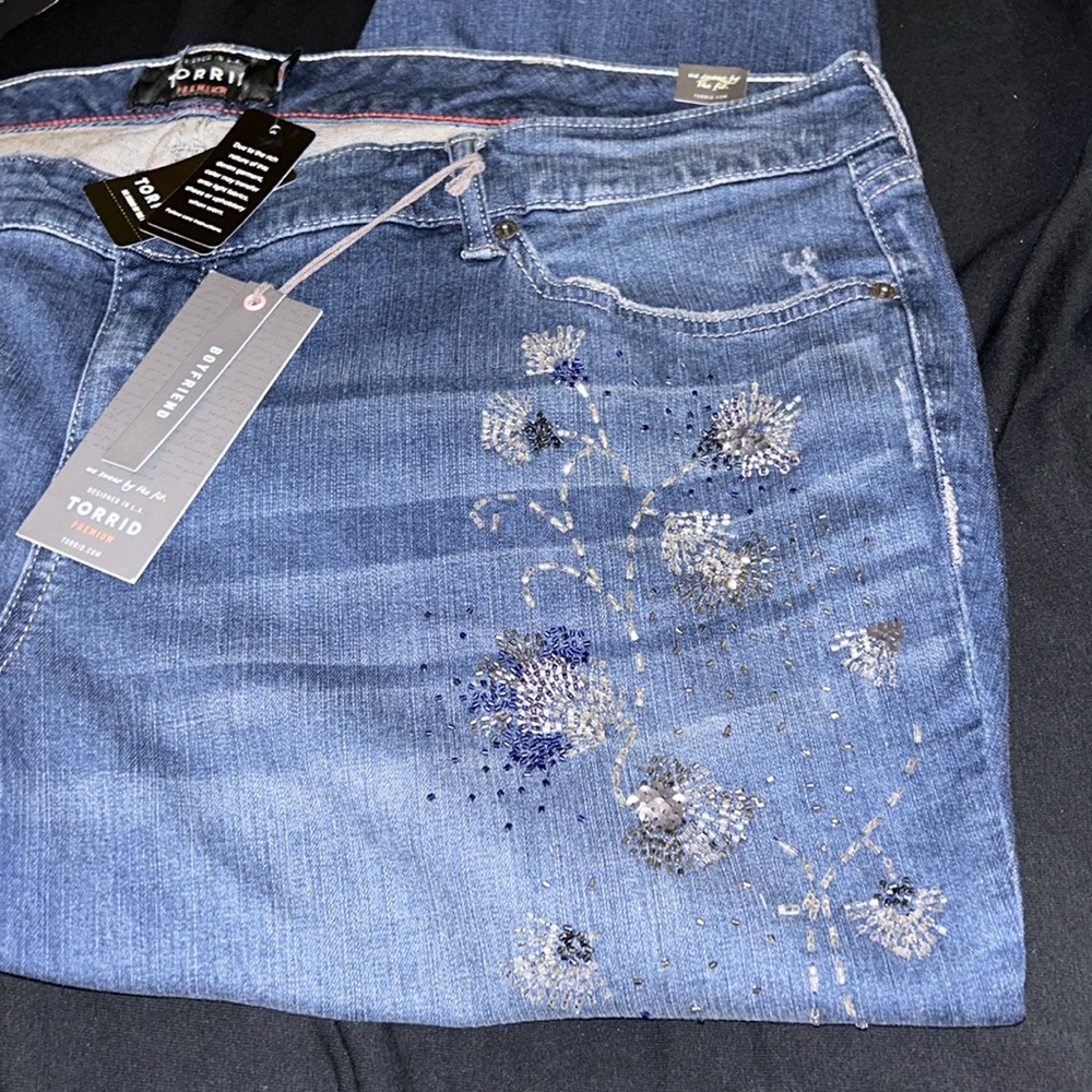 NWT Vintage Premium Boyfriend Jeans - Dark Wash with Beaded Embellishments - Picture 8 of 14